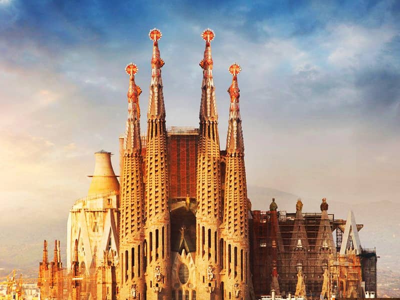 barcelona tourist services Sagrada Familia